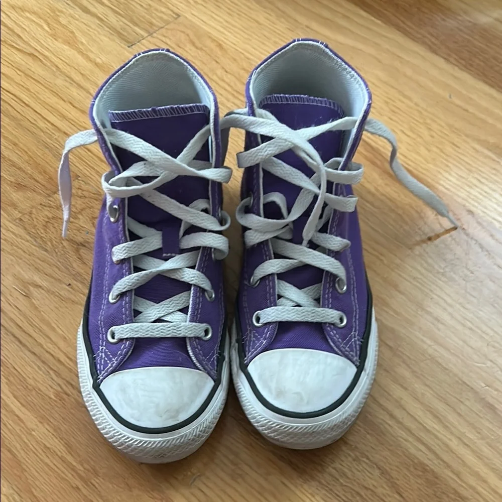 Converse shoes